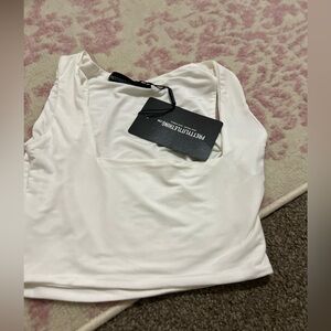 NWT pretty little thing size 0 square neck crop tank